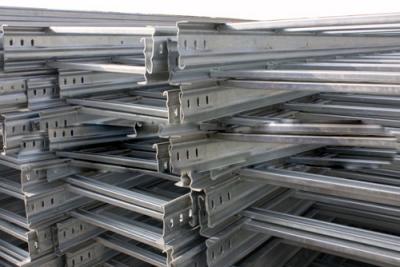 大跨距電纜橋架?